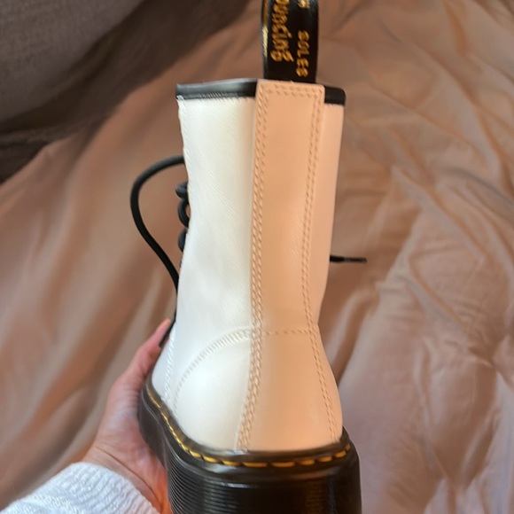 Brand new Dr. Martin’s boots - Picture 4 of 6